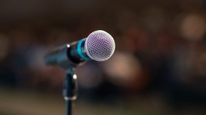 microphone for public speaking toastmasters